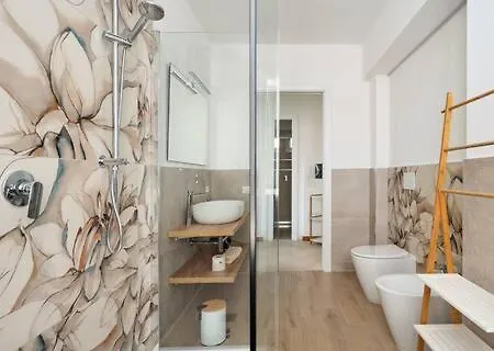 Via Del Centro 3* La Maddalena (Sassari)